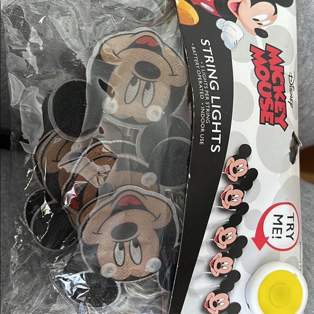 Mickey Mouse string lights - Picture 2 of 3